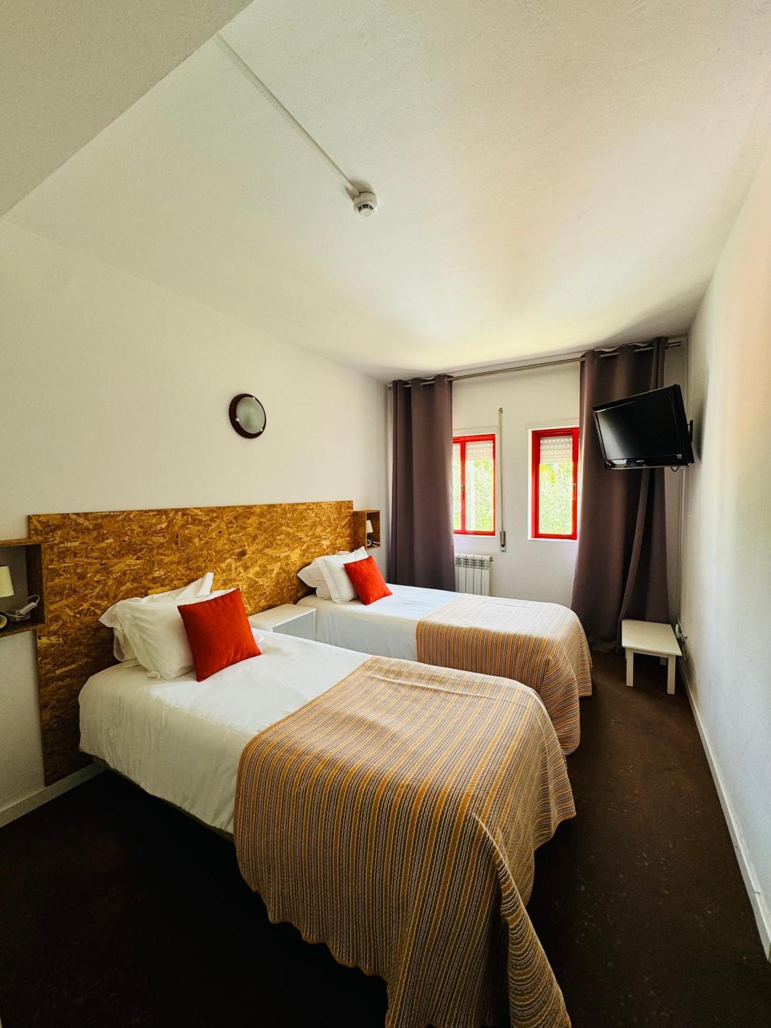 Nature & Beach Guest Rooms, Aldeamento Turistico Do Camarido Cristelo  Δωμάτιο φωτογραφία
