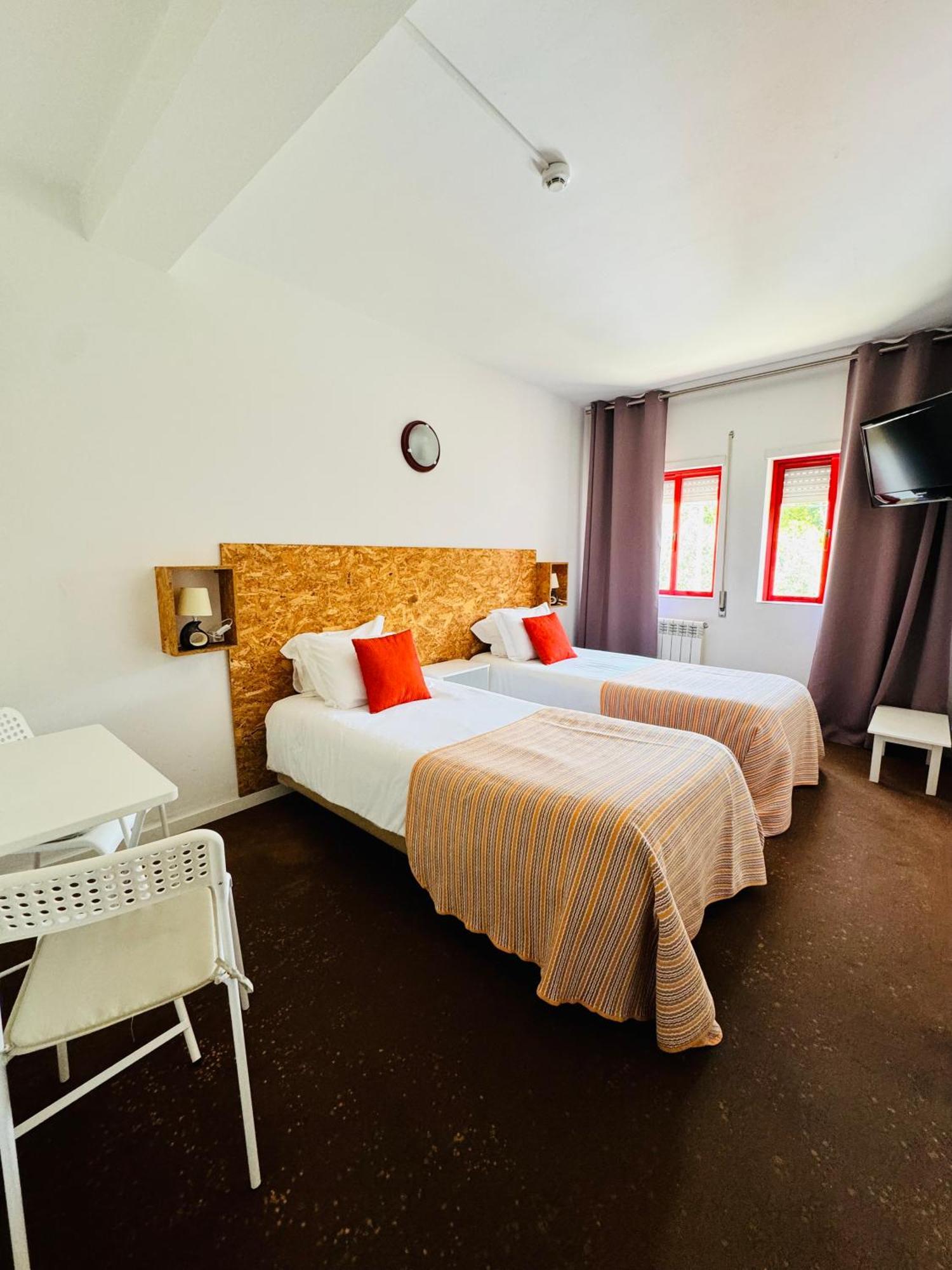 Nature & Beach Guest Rooms, Aldeamento Turistico Do Camarido Cristelo  Δωμάτιο φωτογραφία